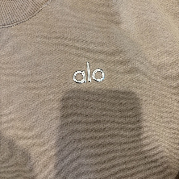 ALO Yoga Accolade Crew and Sweats in Taupe - Picture 3 of 4